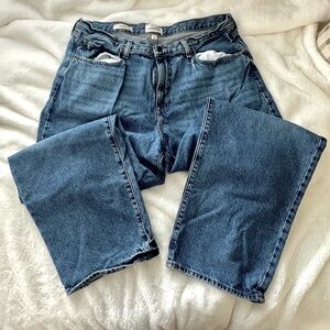 Universal Thread Women's Boot Cut Jeans - Blue